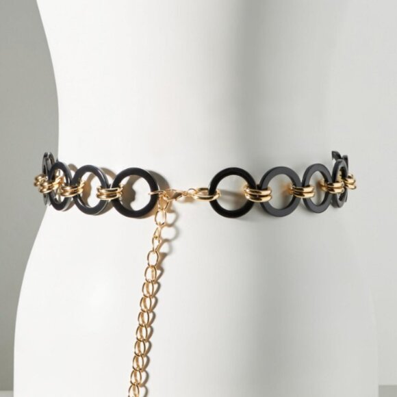 Anthropologie Size Medium/ Large Resin Hoop Chain Belt New With Tags